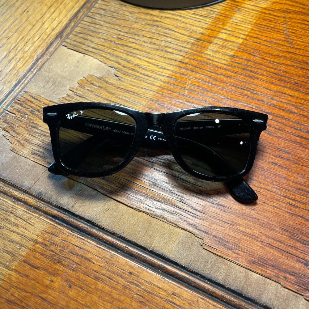 Ray-Ban wayfarer polarized